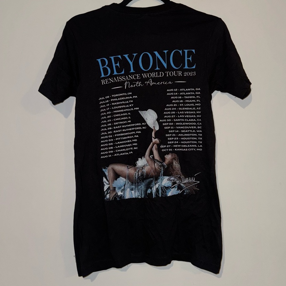 Beyonce Renaissance World Tour Horse Signature 2023 Tee - Picture 2 of 2